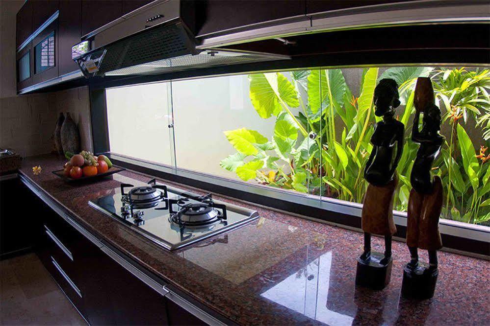 M Two Villas Seminyak Экстерьер фото