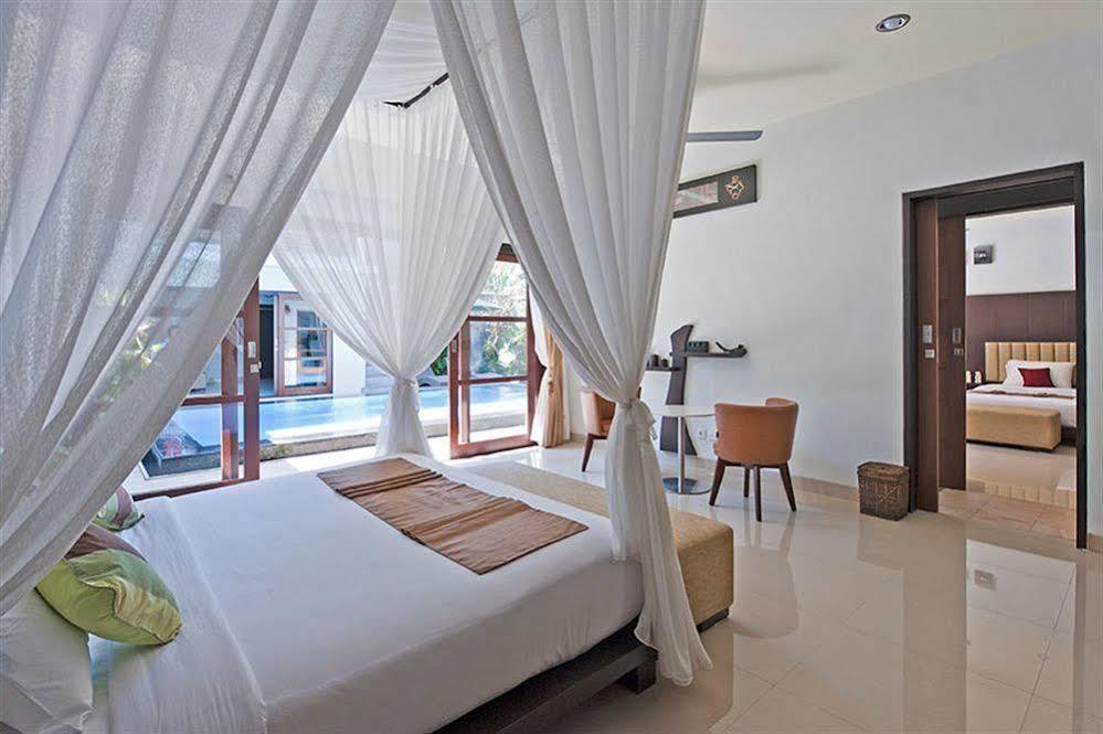 M Two Villas Seminyak Экстерьер фото