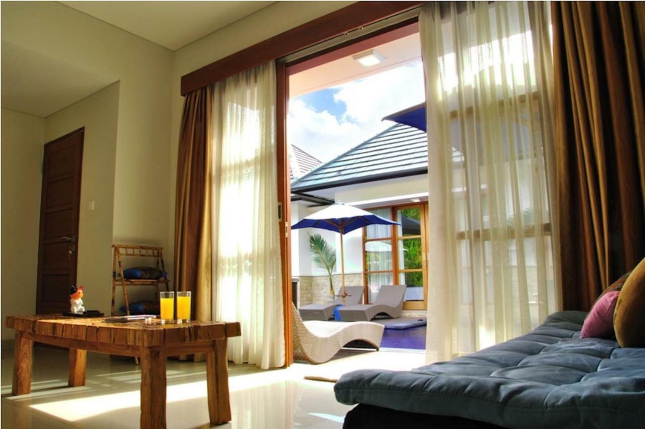 M Two Villas Seminyak Экстерьер фото